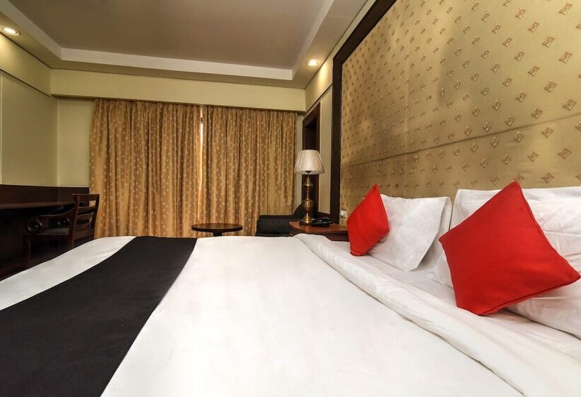 Номер Deluxe, Utkarsh Vilas Tavisha