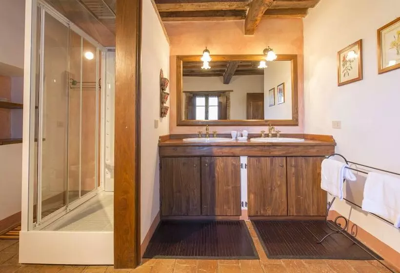 Sviitti, Podere Le Corone