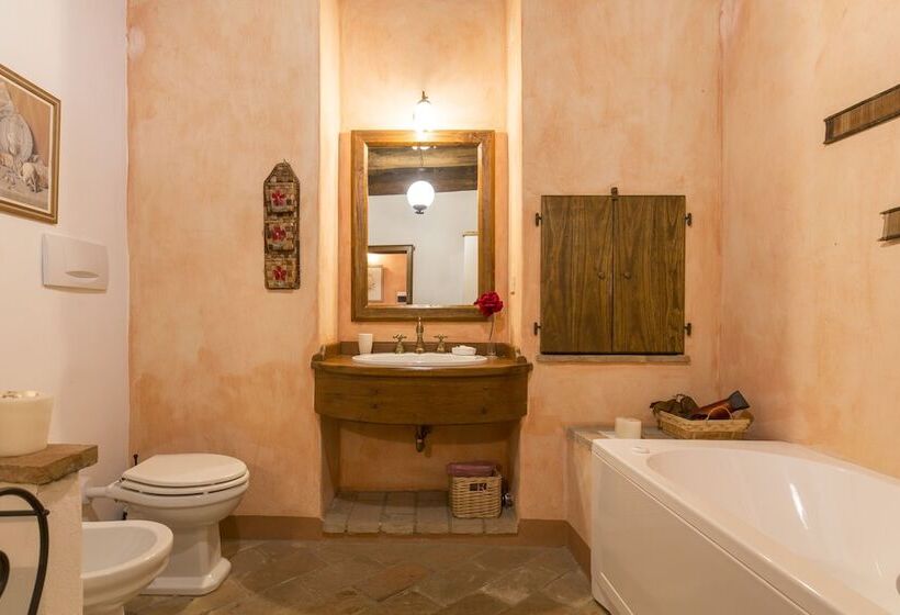 Люкс, Podere Le Corone