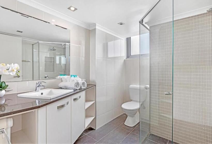 带3个卧室的高级公寓, Northwind Beachfront Apartments