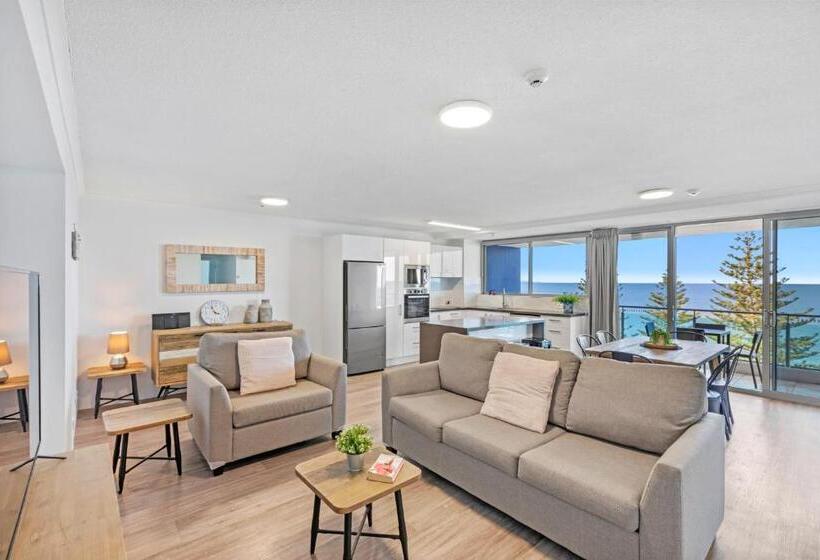 带有一个卧室和海景的高级公寓, Northwind Beachfront Apartments