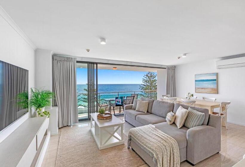 带有一个卧室和海景的高级公寓, Northwind Beachfront Apartments