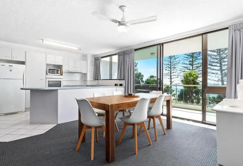 Superior Appartement met 2 Slaapkamers en Uitzicht op Zee, Northwind Beachfront Apartments