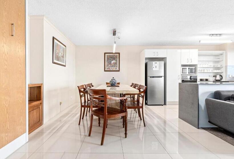 带2个卧室带海景的公寓, Northwind Beachfront Apartments