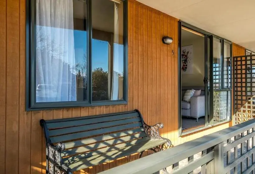 آپارتمان 2 خوابه, Alpine Garden Motel