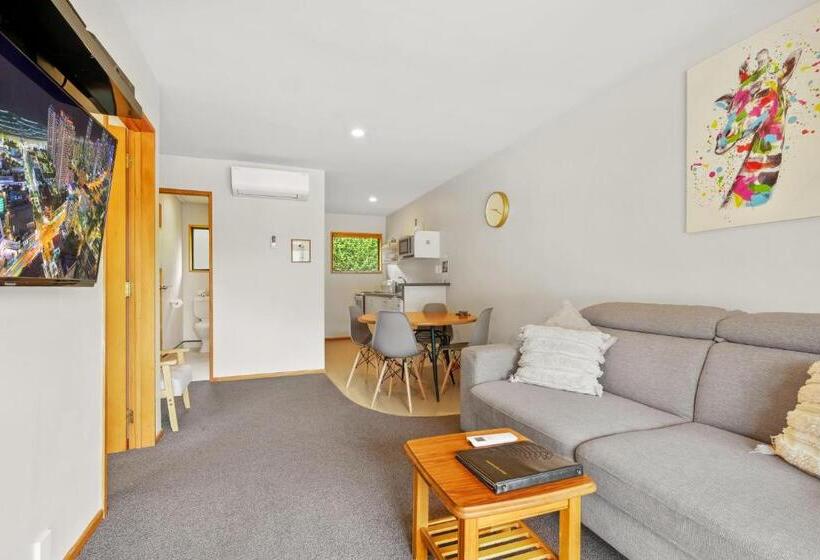 ２ベッドルームアパートメント, Alpine Garden Motel