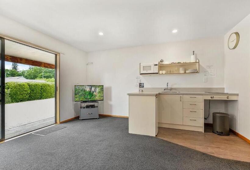 １ベッドルームアパートメント, Alpine Garden Motel