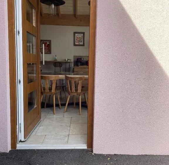 キャビン, Le Refuge Du Rempart