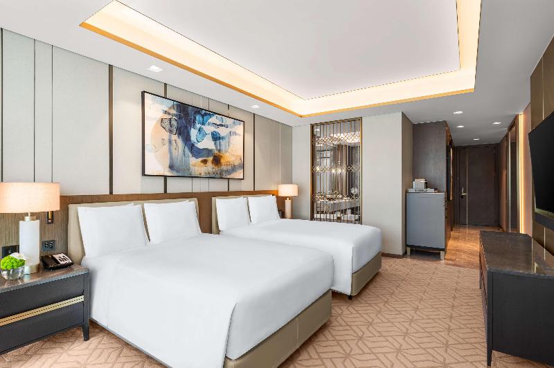 带城市景观的优质房间, Waldorf Astoria Kuwait