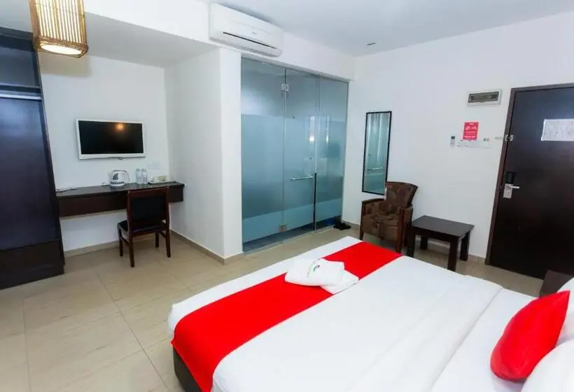 Deluxe-huone King-vuode, D&f Boutique Hotel Senawang