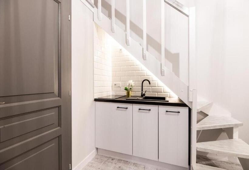 דירת דופלקס בת חדר שינה 1, Dietla 32 Residence   Ideal Location In The Heart Of Krakow, Between Main Square And Kazimierz Distr