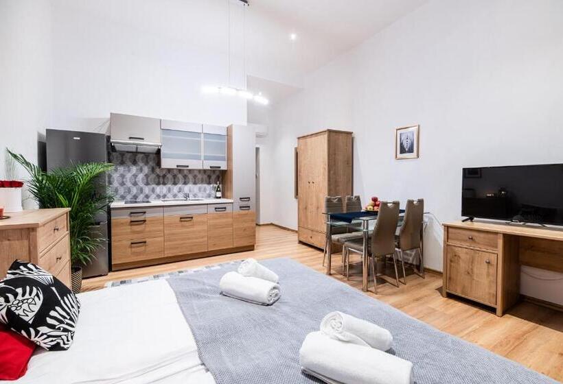 스탠다드 스튜디오, Dietla 32 Residence   Ideal Location In The Heart Of Krakow, Between Main Square And Kazimierz Distr