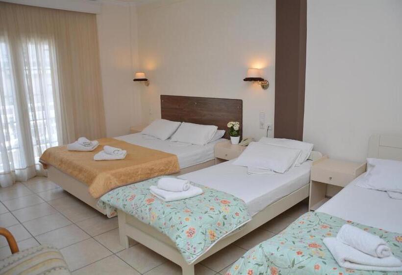 חדר סטנדרט לארבעה, Poseidon