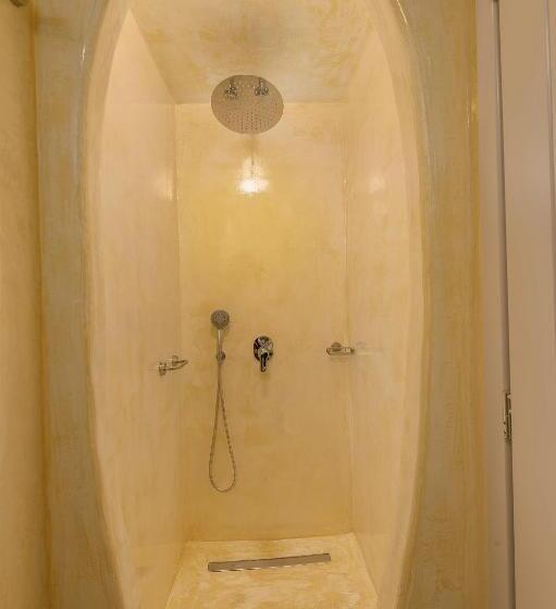 سوییت سوپریور با چشمانداز دریا, Sole D'oro Luxury Suites