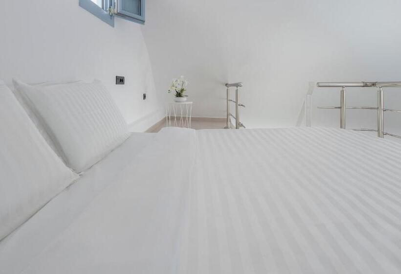 سوییت سوپریور با چشمانداز دریا, Sole D'oro Luxury Suites