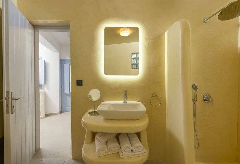 سوئیت با وان آب گرم, Sole D'oro Luxury Suites