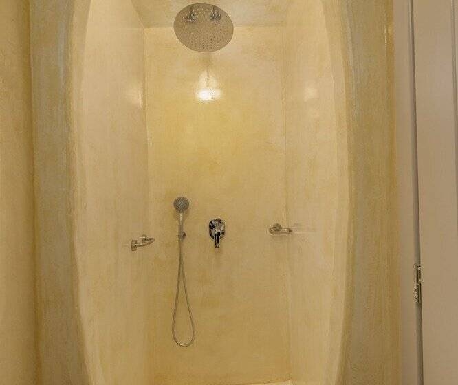 سوییت سوپریور با چشمانداز دریا, Sole D'oro Luxury Suites