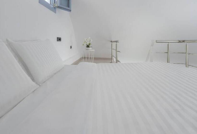 سوییت سوپریور با چشمانداز دریا, Sole D'oro Luxury Suites