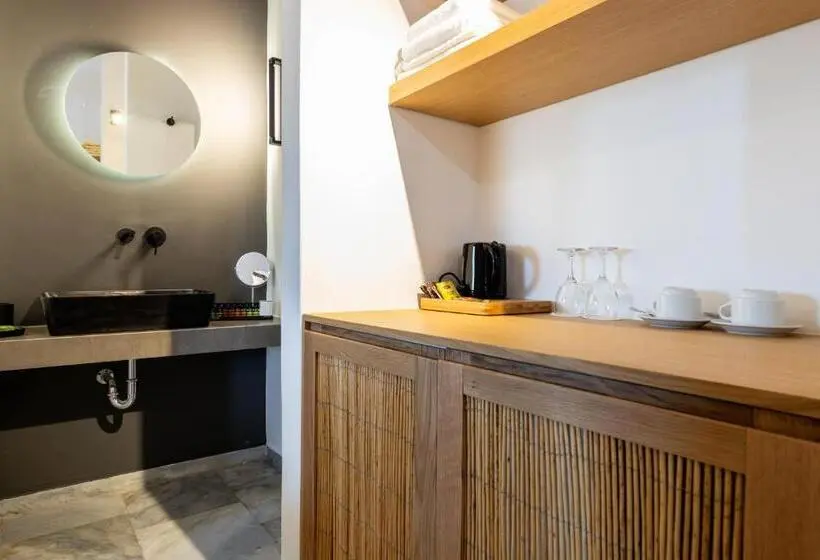 اتاق استاندارد با چشم‌انداز دریا, Omilos Beachfront House