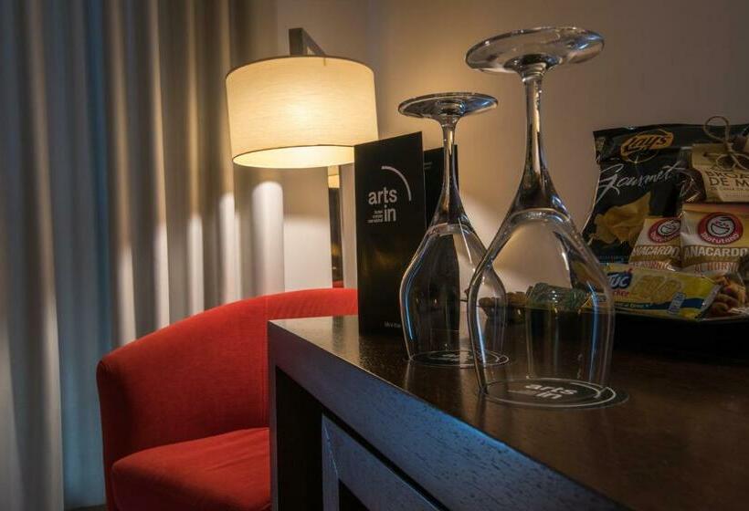 استودیو استاندارد با چشمانداز, Arts In Hotel Conde Carvalhal
