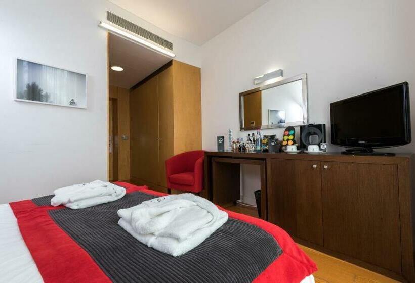 اتاق استاندارد با چشمانداز دریا, Arts In Hotel Conde Carvalhal