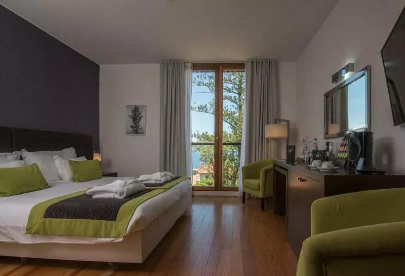 استودیوی سوپریور, Arts In Hotel Conde Carvalhal