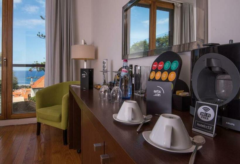 استودیوی سوپریور, Arts In Hotel Conde Carvalhal