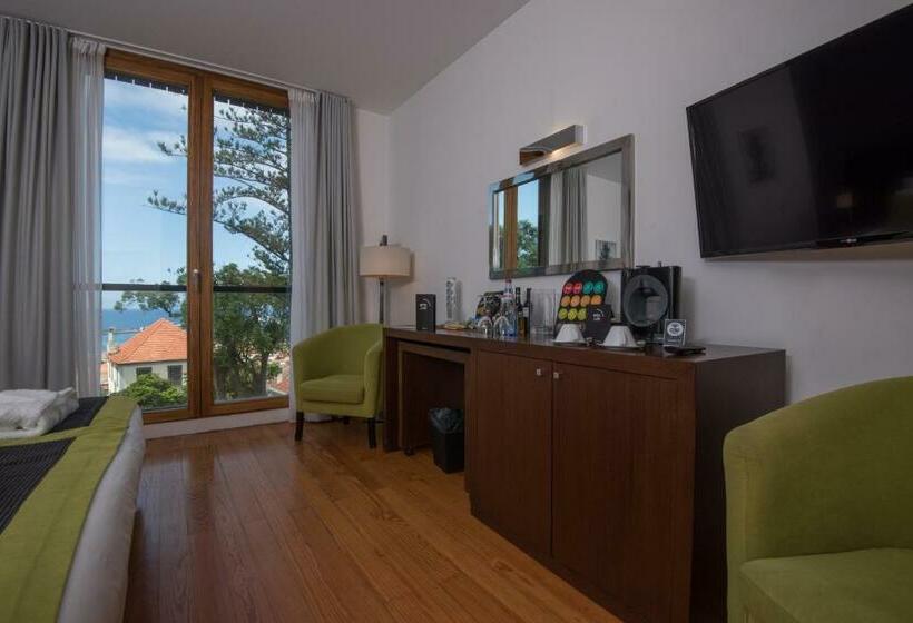 استودیوی لوکس, Arts In Hotel Conde Carvalhal