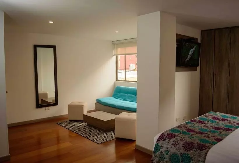 اتاق استاندارد یک نفره, Confort 80 Zona Rosa