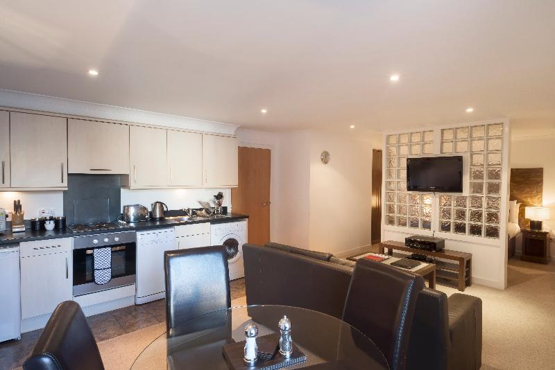 חדר סטודיו סטנדרד, Fountain Court Apartments Grove Executive