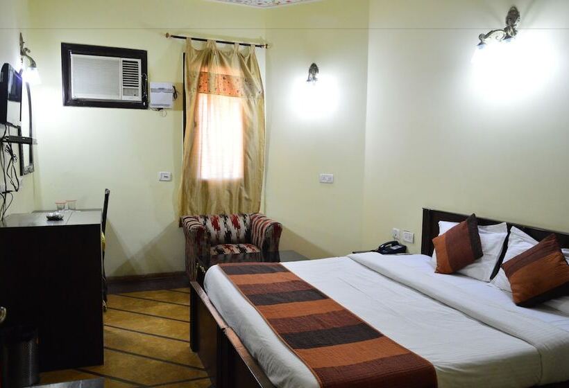 غرفة ديلوكس, Amer View