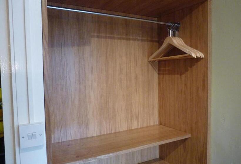 חדר סטנדרט, Autumn Leaves Guest House