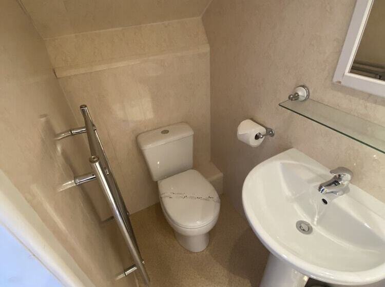 חדר סטנדרט, Autumn Leaves Guest House