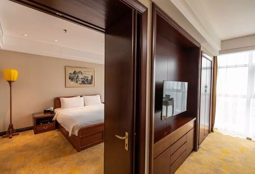 Suite Superior, Beijing Broadcasting Tower