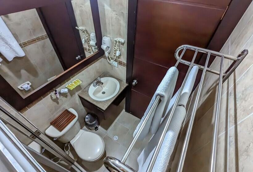 غرفة سوبيريور, Charlotte Suite 26