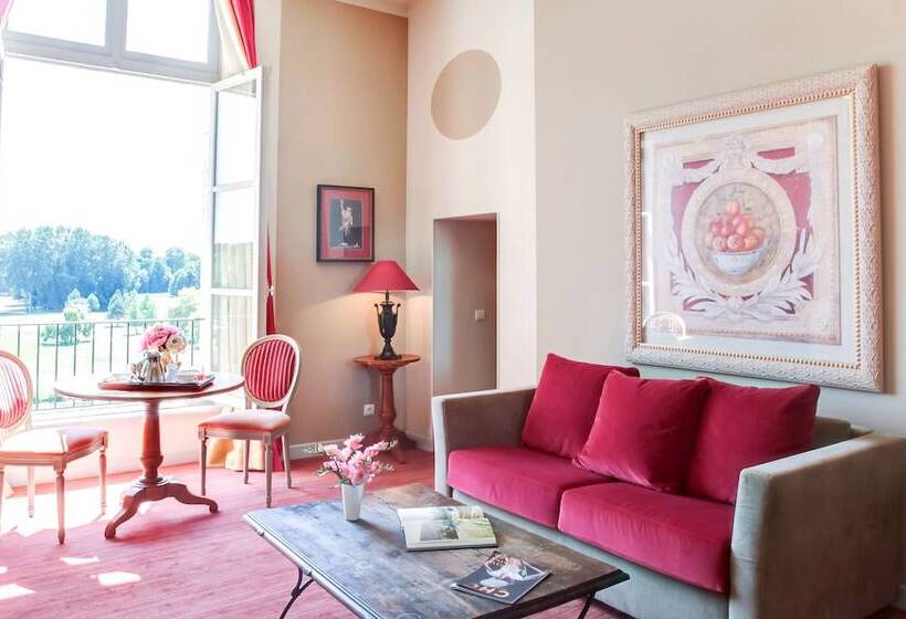 סוויטה, Château D Augerville Golf & Spa Resort