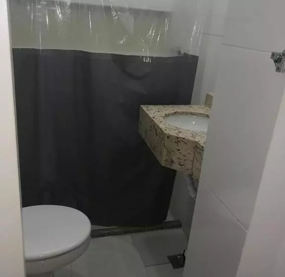 Standard Neljän Hengen Huone, Copacabana Blue