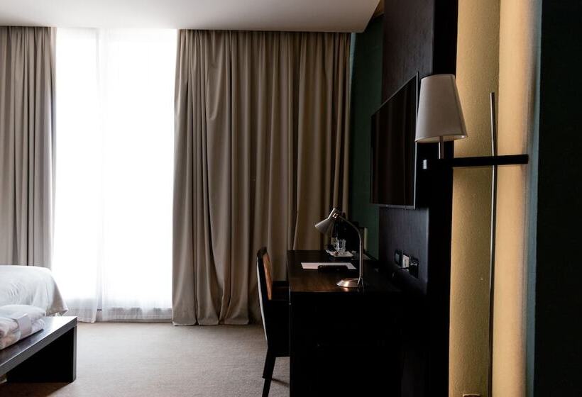 سوئیت با چشم‌انداز, Los Silos