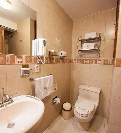 اتاق استاندارد سه نفره, Mabey Cusco