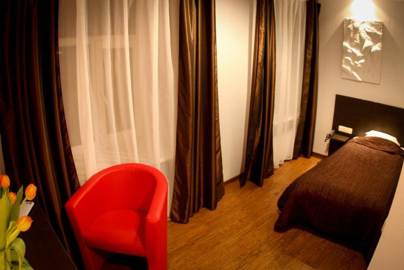 اتاق استاندارد یک نفره, Primo