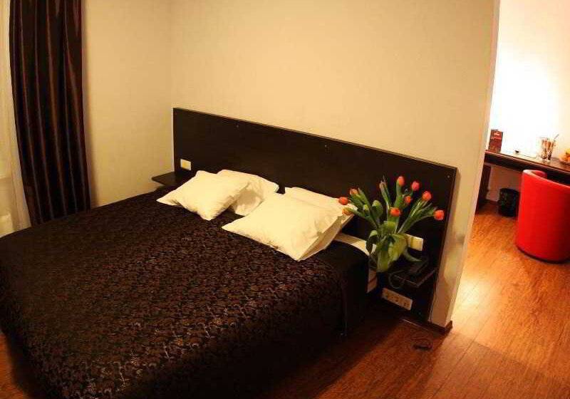 اتاق استاندارد چهار تخته, Primo