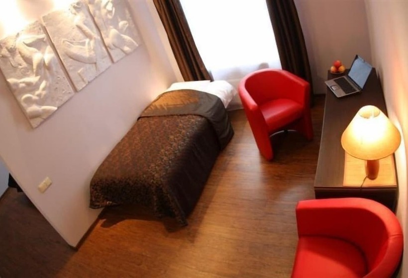 اتاق استاندارد چهار تخته, Primo