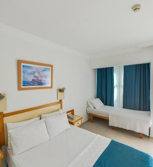 스탠다드 룸, Rebin Beach