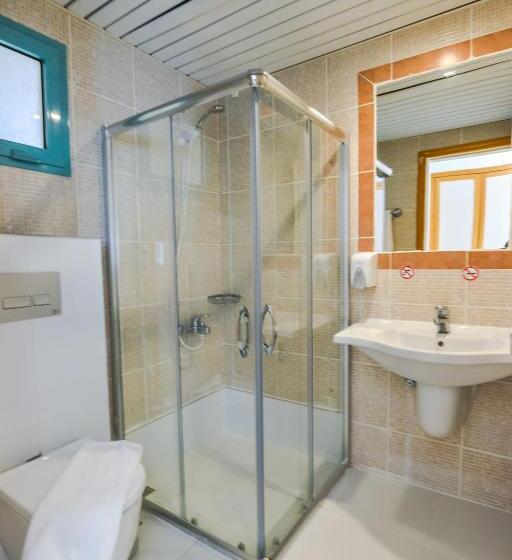 스탠다드 싱글 룸, Rebin Beach