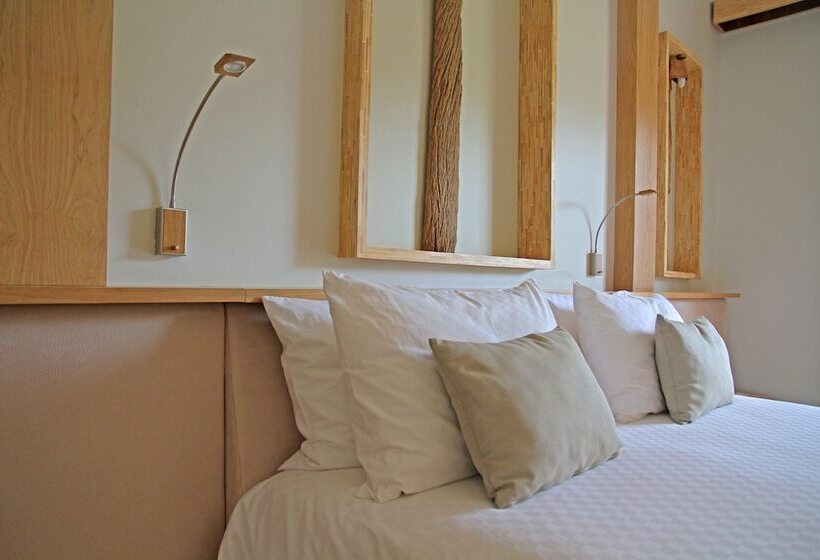 디럭스 룸, Royal Beach