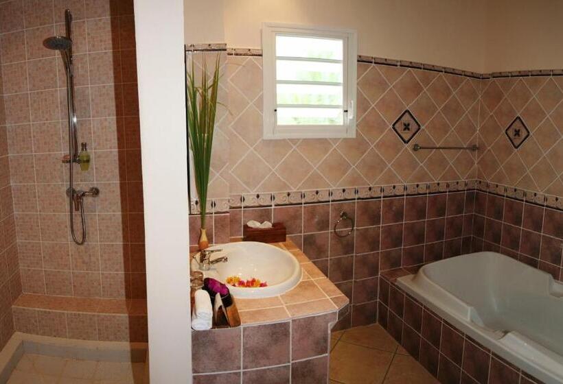 패밀리 스위트, Royal Beach