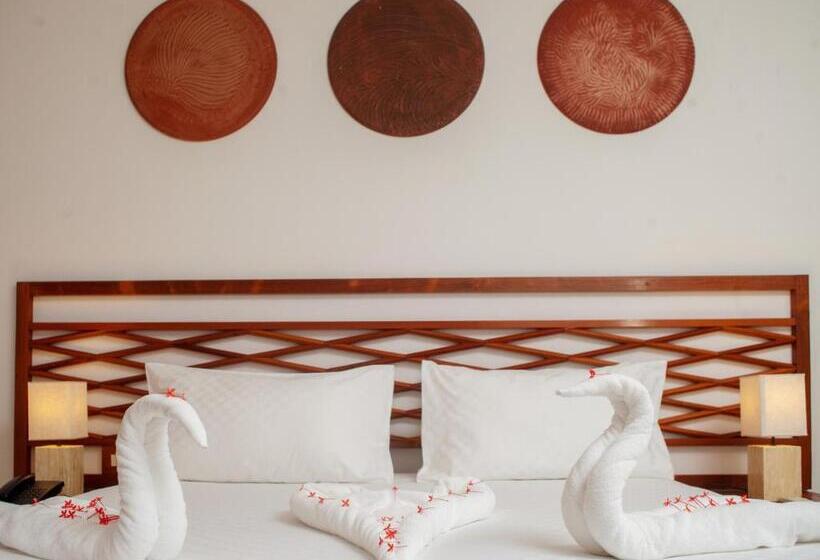 디럭스 룸 킹사이즈 침대, Royal Beach