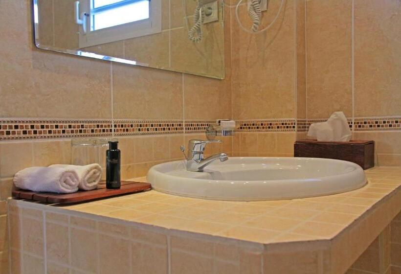 수피리어 싱글 룸, Royal Beach