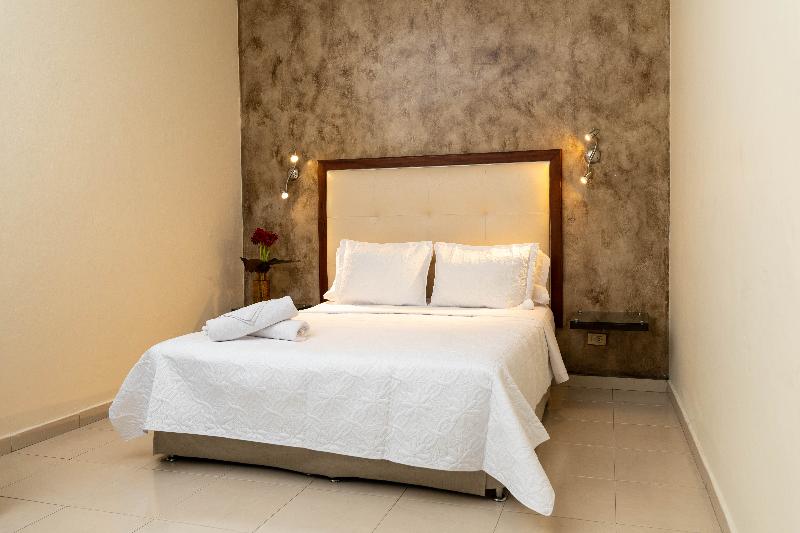 غرفة قياسية, Virrey Cartagena