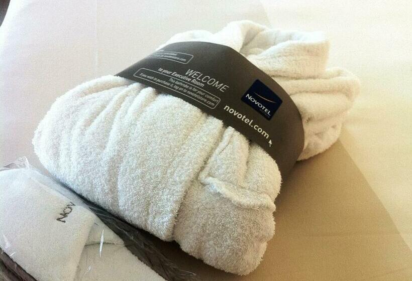 Номер Executive, Novotel Barcelona City